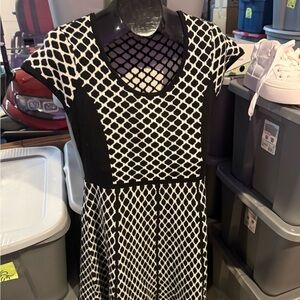 Black and White Geometric Dress mp58